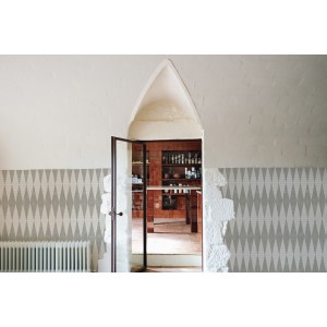 PAPEL PINTADO YBARRA SERRET MASSAI WARRIOR PLATA